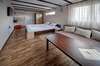 hotel_img
